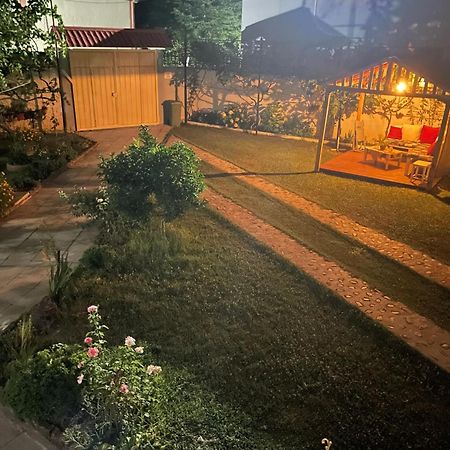 Happy Corner Guest House شكودر المظهر الخارجي الصورة