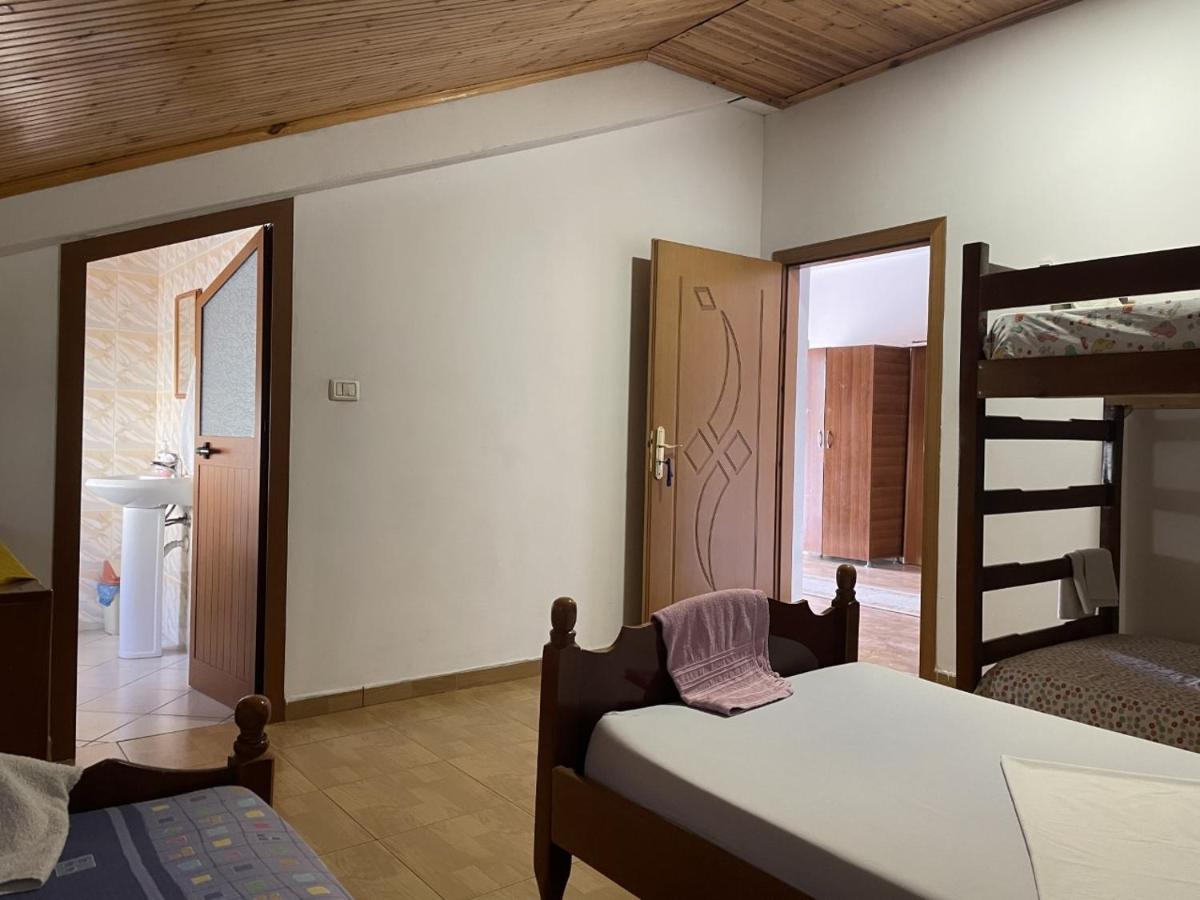 Happy Corner Guest House شكودر المظهر الخارجي الصورة