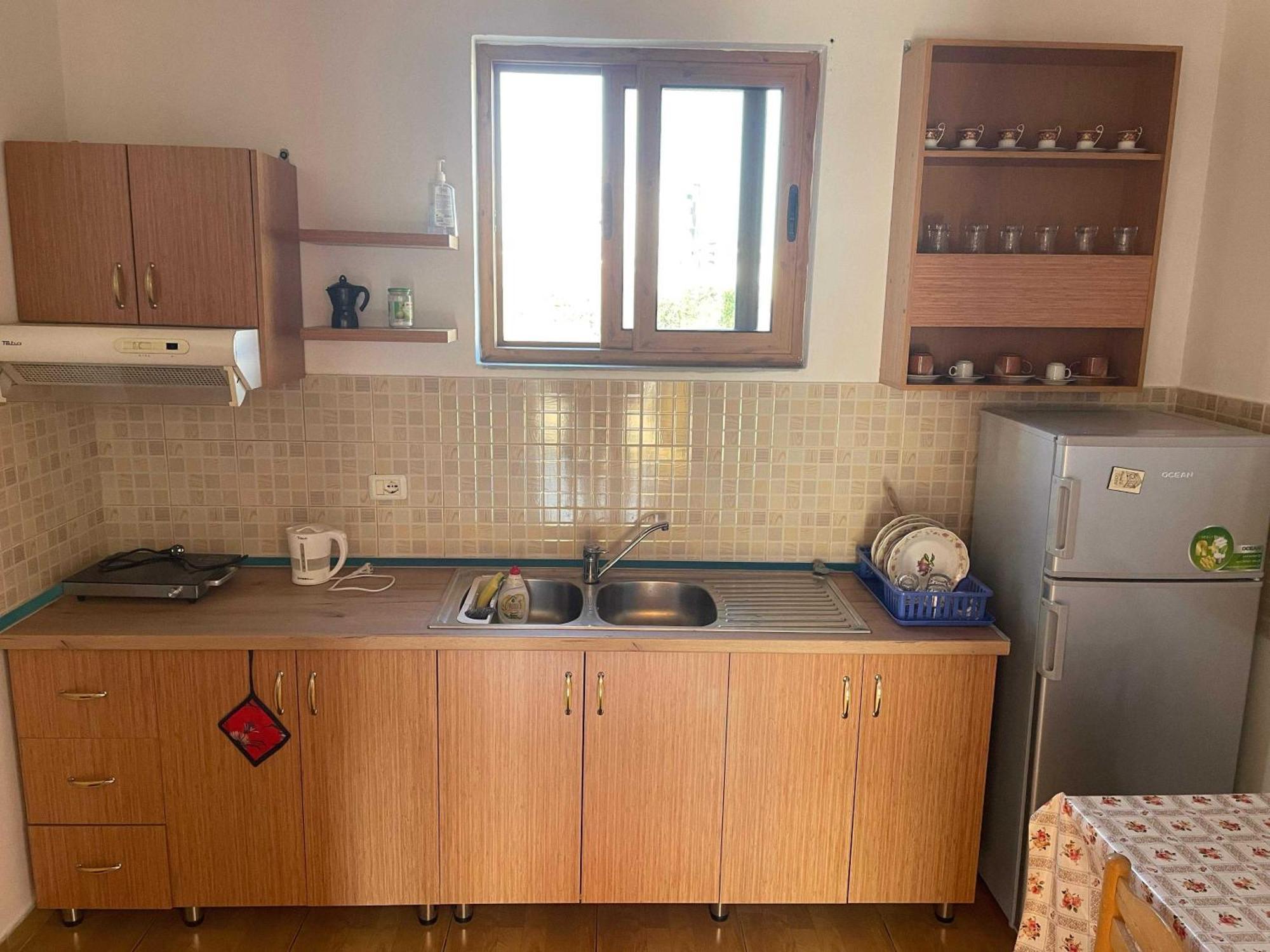 Happy Corner Guest House شكودر المظهر الخارجي الصورة