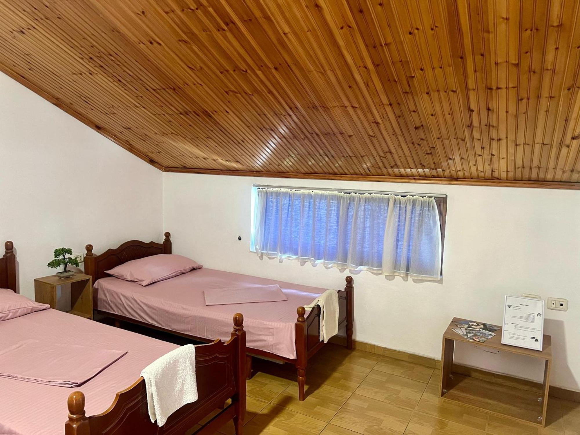 Happy Corner Guest House شكودر المظهر الخارجي الصورة